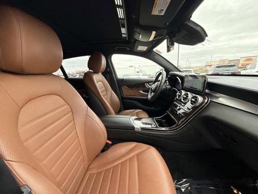 2022 Mercedes-Benz GLC 300 4MATIC Coupe