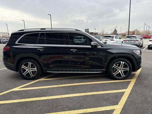 2021 Mercedes-Benz GLS 450 4MATIC