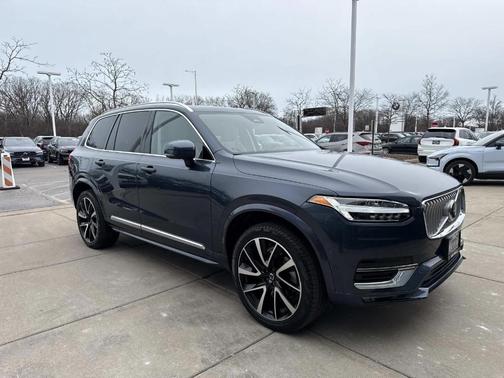 Blue 2023 Volvo XC90 B6 Plus 7-Seater