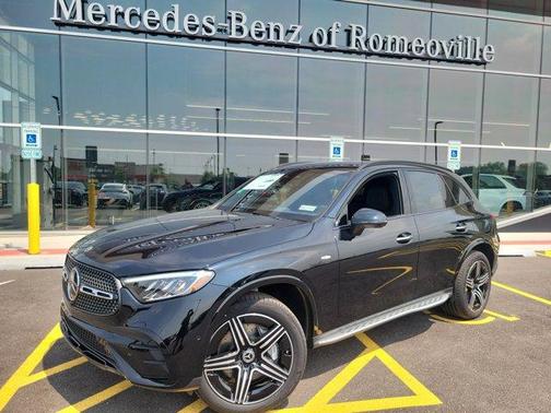 2025 Mercedes-Benz GLC 350e Base 4MATIC