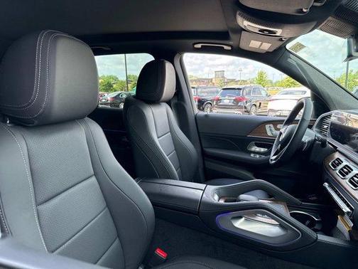 2025 Mercedes-Benz GLE 450e 4MATIC