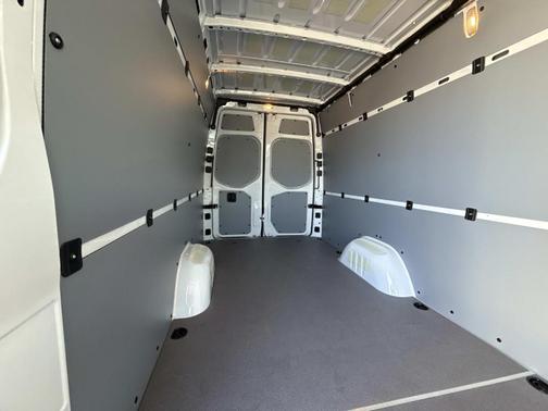 2026 Mercedes-Benz Sprinter 2500 High Roof