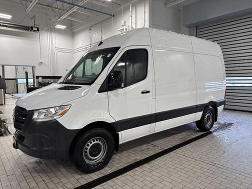 2025 Mercedes-Benz Sprinter 2500 