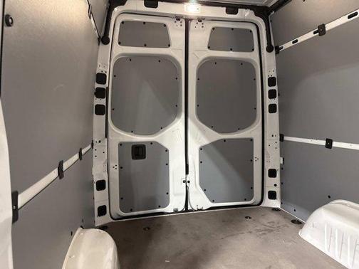2025 Mercedes-Benz Sprinter 2500 