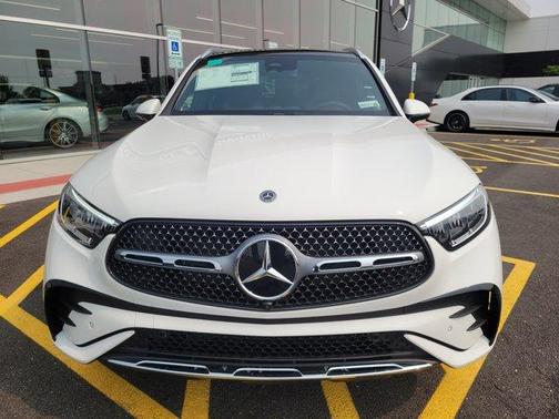 2025 Mercedes-Benz GLC 300 Base 4MATIC