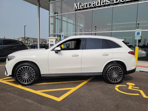 2025 Mercedes-Benz GLC 300 Base 4MATIC