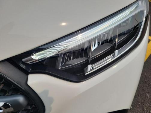 2025 Mercedes-Benz GLC 300 Base 4MATIC