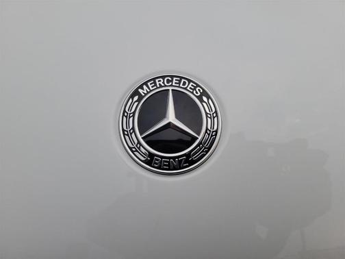 2025 Mercedes-Benz GLC 300 Base 4MATIC