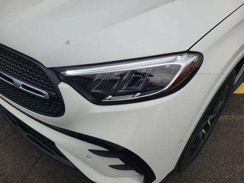 2025 Mercedes-Benz GLC 300 Base 4MATIC