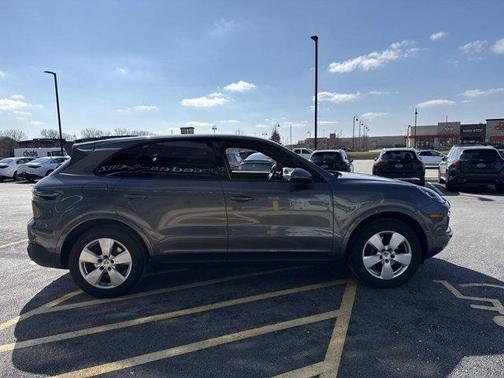 2020 Porsche Cayenne Base