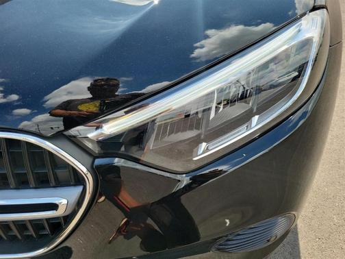 2025 Mercedes-Benz GLC 300 Base 4MATIC