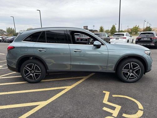 2026 Mercedes-Benz GLC 300 Base 4MATIC