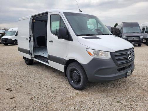 2025 Mercedes-Benz Sprinter 2500 Standard Roof