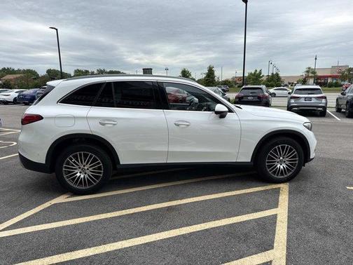 Polar White 2025 Mercedes-Benz GLC 300 Base 4MATIC