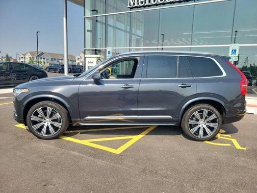 2022 Volvo XC90 T6 Inscription 6 Passenger