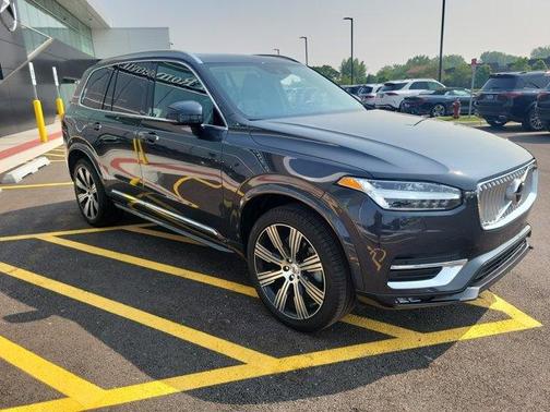 2022 Volvo XC90 T6 Inscription 6 Passenger