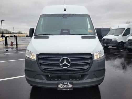 2025 Mercedes-Benz Sprinter 2500 Standard Roof