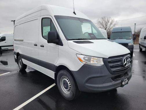 2025 Mercedes-Benz Sprinter 2500 Standard Roof