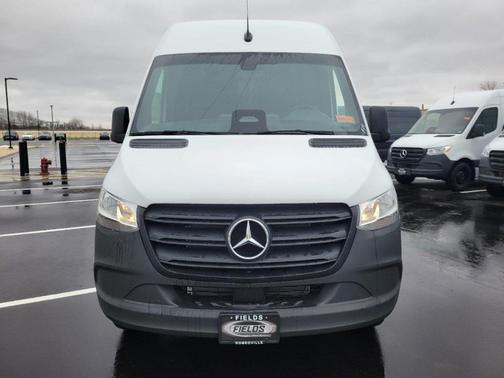 2025 Mercedes-Benz Sprinter 2500 Standard Roof