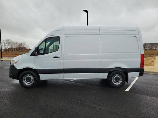 2025 Mercedes-Benz Sprinter 2500 Standard Roof