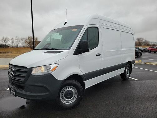 2025 Mercedes-Benz Sprinter 2500 Standard Roof