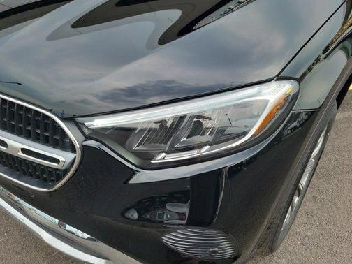 2025 Mercedes-Benz GLC 300 Base 4MATIC