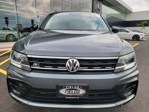 2021 Volkswagen Tiguan 2.0T SE R-Line Black