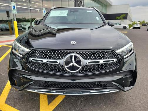 2025 Mercedes-Benz GLC 300 Base 4MATIC