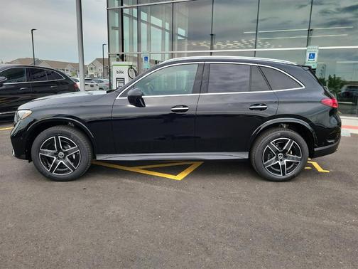 2025 Mercedes-Benz GLC 300 Base 4MATIC