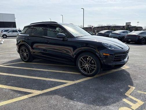 2022 Porsche Cayenne 