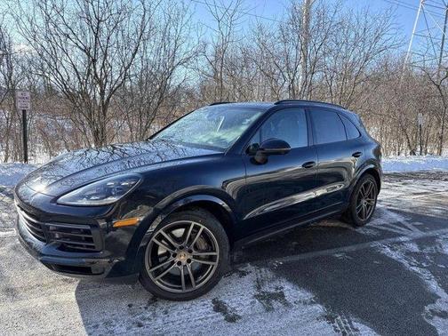 Blue 2022 Porsche Cayenne