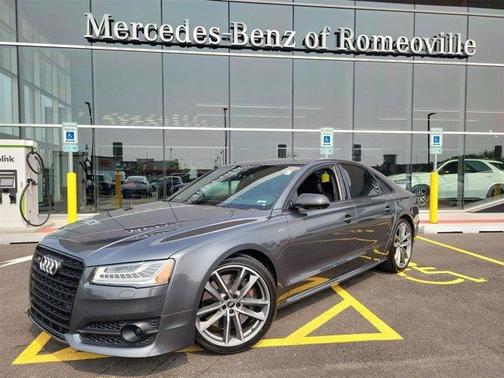 2017 Audi S8 4.0T Plus