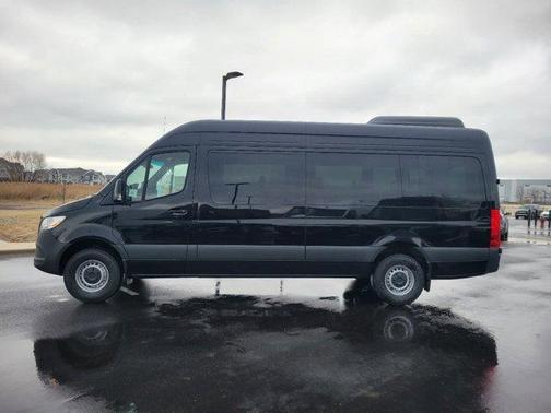 2025 Mercedes-Benz Sprinter 2500 High Roof