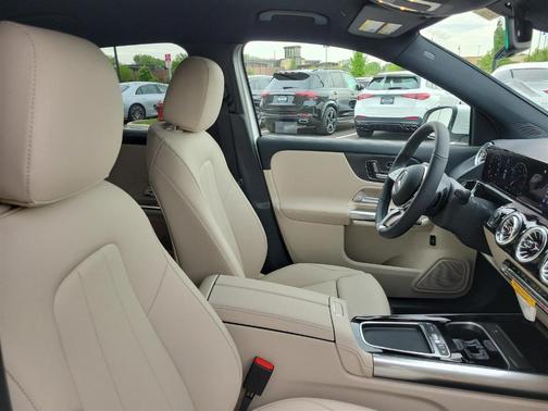 2025 Mercedes-Benz GLA 250 Base 4MATIC