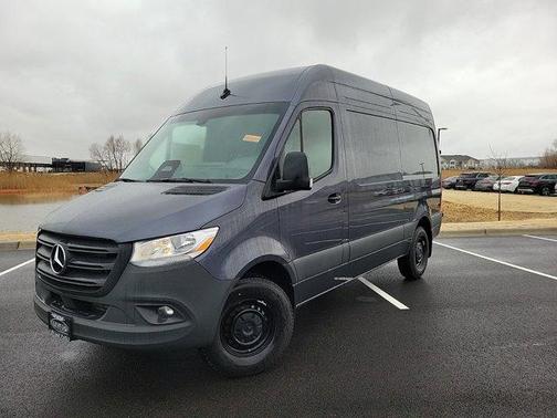 2025 Mercedes-Benz Sprinter 2500 Standard Roof