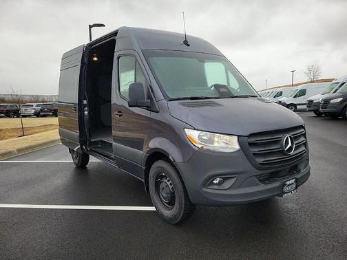 2025 Mercedes-Benz Sprinter 2500 Standard Roof