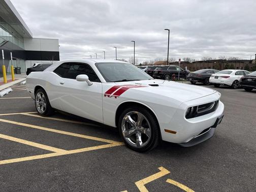 2013 Dodge Challenger R/T Plus