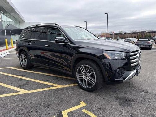 2025 Mercedes-Benz GLS 450 4MATIC