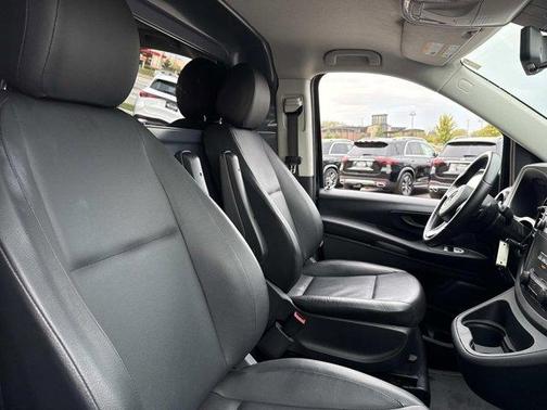 2023 Mercedes-Benz Metris Base