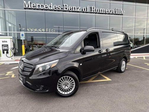 2023 Mercedes-Benz Metris Base