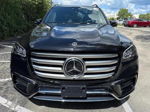 2025 Mercedes-Benz GLS 450 4MATIC