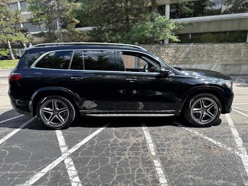 2025 Mercedes-Benz GLS 450 4MATIC