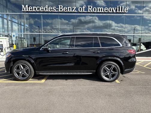 2025 Mercedes-Benz GLS 450 4MATIC