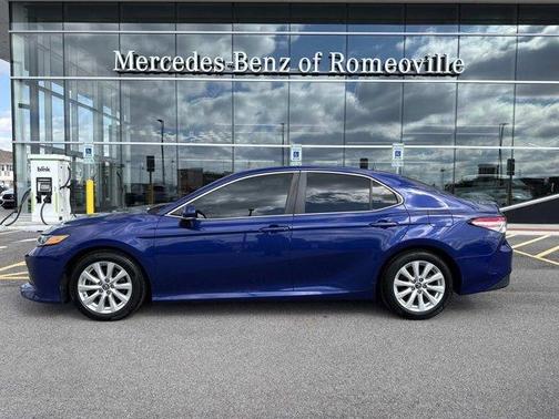 Blue Crush Metallic 2018 Toyota Camry