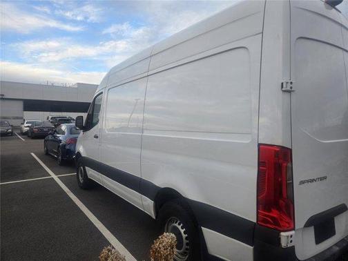 2023 Mercedes-Benz Sprinter 2500 