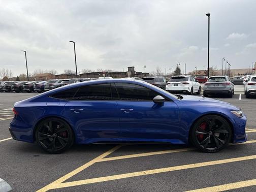 2022 Audi RS 7 4.0T quattro