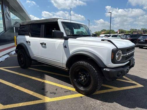 2023 Ford Bronco Black Diamond