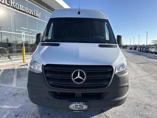 2024 Mercedes-Benz Sprinter 2500 