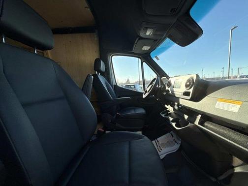 2024 Mercedes-Benz Sprinter 2500 