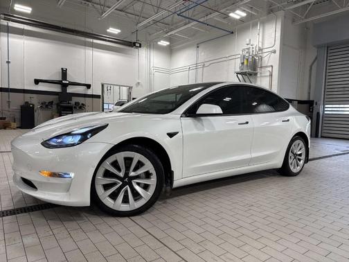 2022 Tesla Model 3 Long Range